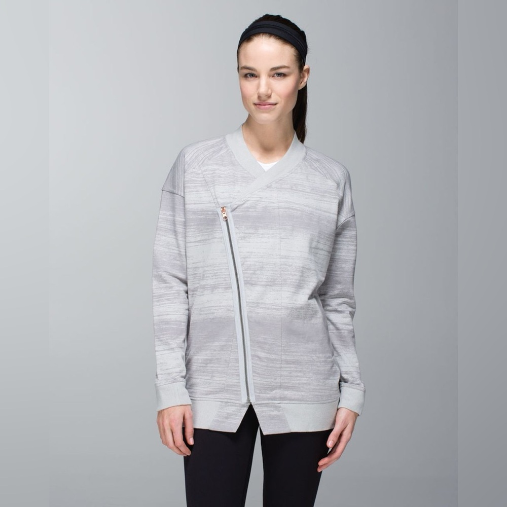 Lululemon athletica Mula Bundle Wrap Jacket Size 8‎